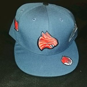 Bobcats Fitted
